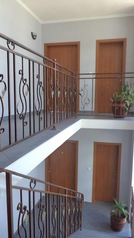 Happy Ring Guest Rooms Haskovo Ngoại thất bức ảnh