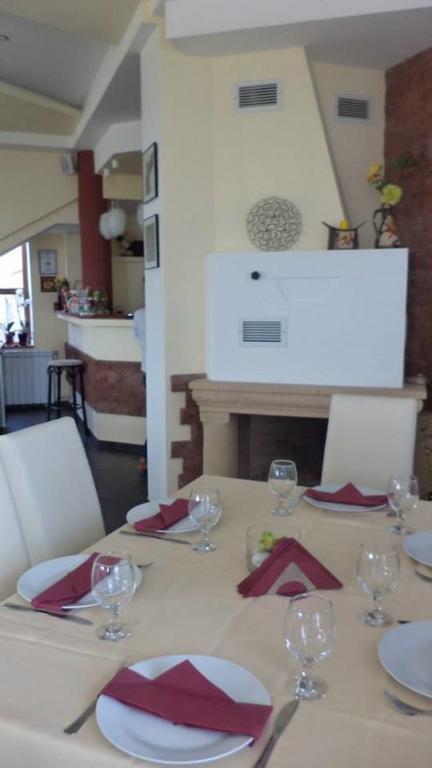 Happy Ring Guest Rooms Haskovo Ngoại thất bức ảnh
