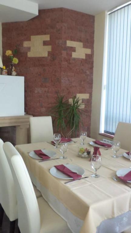 Happy Ring Guest Rooms Haskovo Ngoại thất bức ảnh